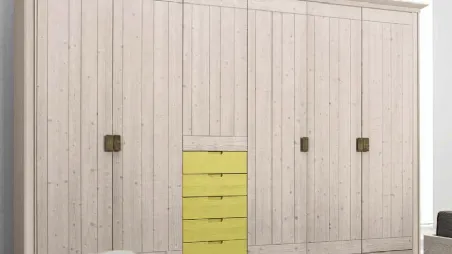 Armadio a muro in legno con anta battente e cassettiera Mia di Scandola