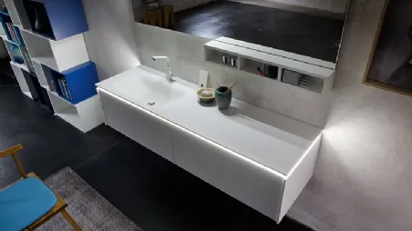 Mobile da Bagno sospeso in laccato opaco con lavabo integrato in Corian K25 36 di Compab