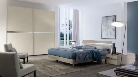 Comodino Infinity in laccato opaco beige e finitura olmo light Sirio di S75