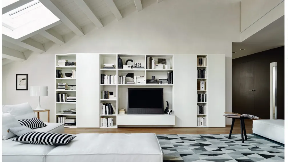 Libreria bianca moderna con porta tv di Sangiacomo Comp M5C94