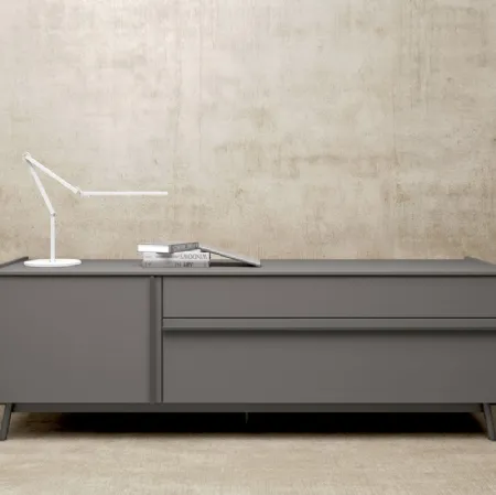 Madia dal design moderno e semplice in laccato opaco di Mab