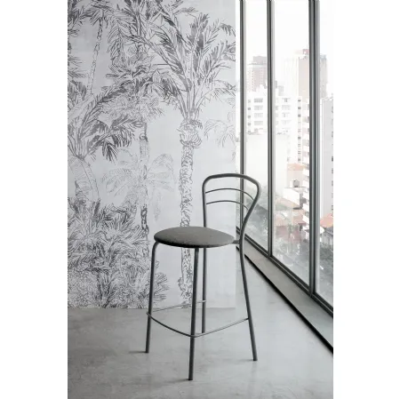 Sgabello Bogota con struttura in metallo verniciato e seduta imbottita e rivestita in morbido tessuto Soft Touch Vintage di Target Point