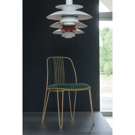 Sedia Granada con struttura in metallo verniciato e seduta imbottita e rivestita in morbida microfibra effetto velluto di Target Point