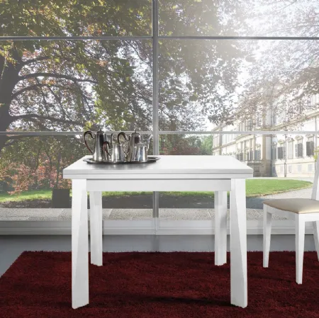 Tavolo quadrato allungabile in legno laccato bianco Sydney di Fratelli Elli