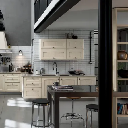Cucina Classica angolare Villa d'Este in legno laccato Avorio di Veneta Cucine