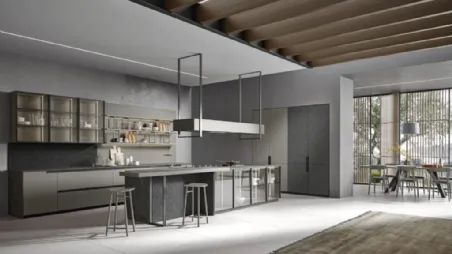 Cucina Moderna lineare in rovere, laccato, ferro e vetro Eclettica 03 di Scandola