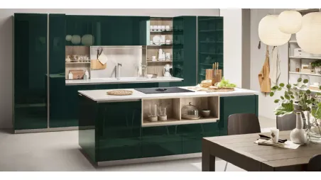 Cucina moderna in laccato lucido verde alpi Lounge Shellsystem di Veneta Cucine